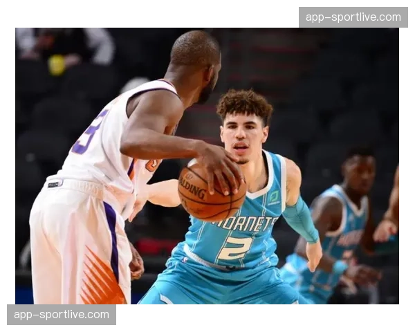 裁判报告显示关键判罚正确率98%，但最后两分钟争议仍频上热搜